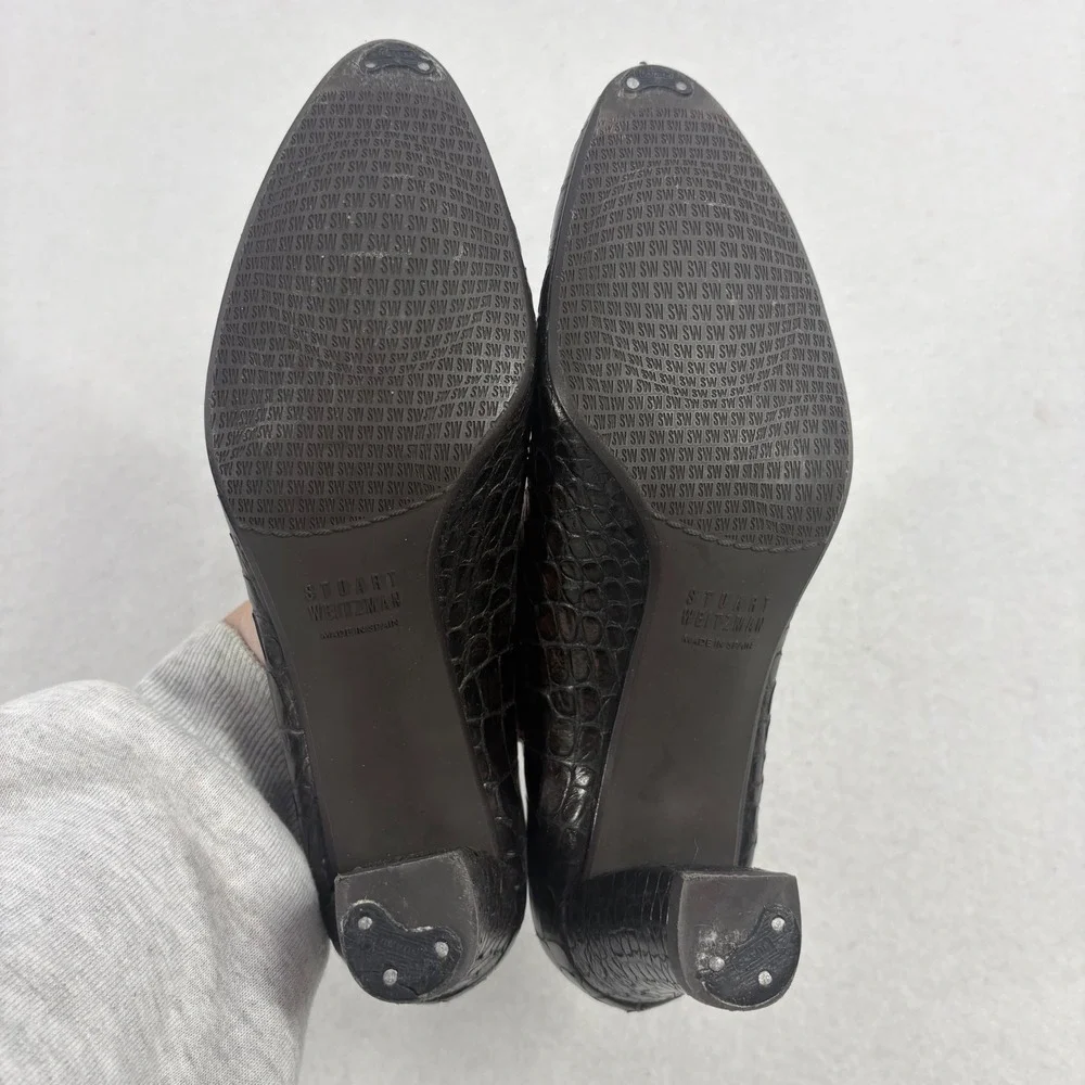 Stuart Weitzman Pumps Womens 6.5 Brown Croc Embossed Leather Round Old Money
